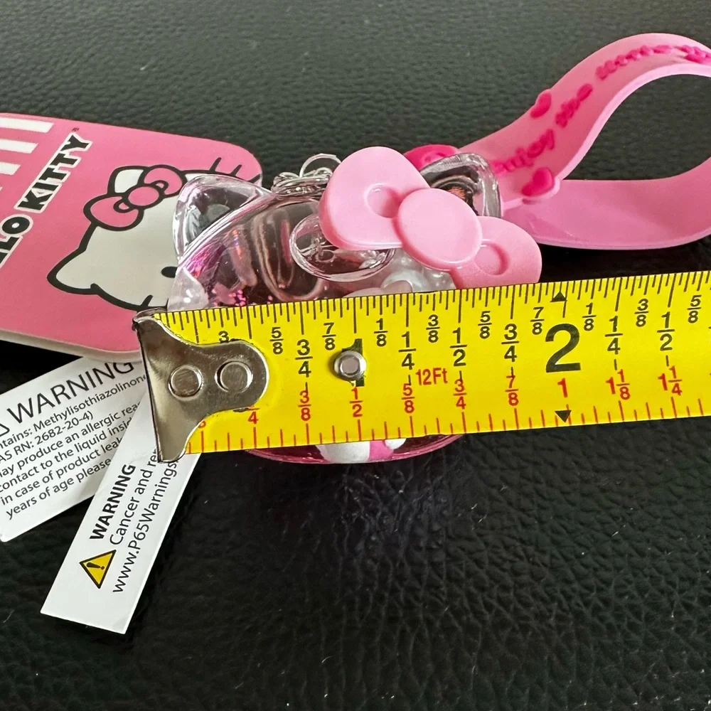 Hello Kitty Floating Kitty Liquid Key Chain